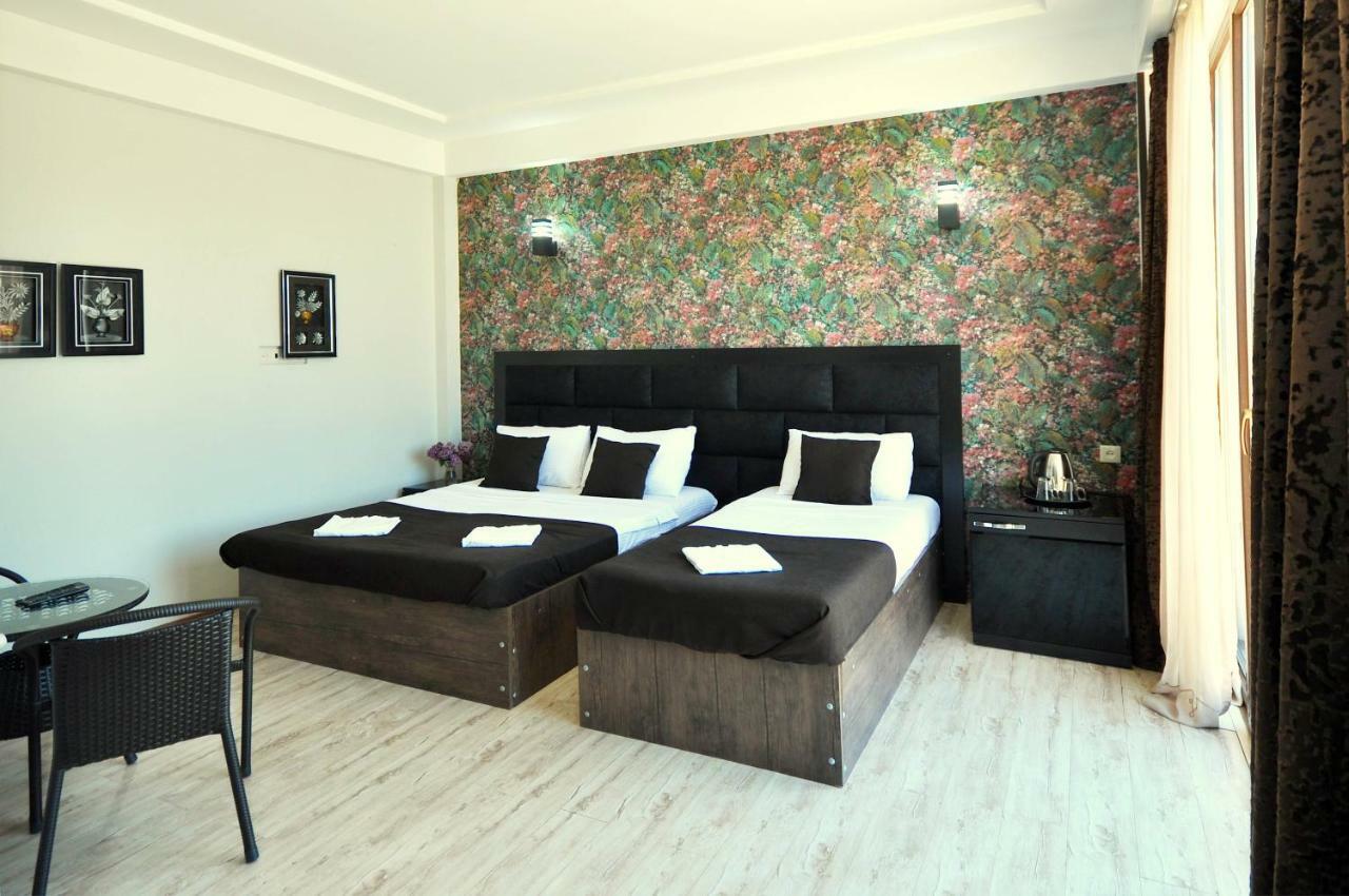 Hotel Marsel Tbilisi Bagian luar foto