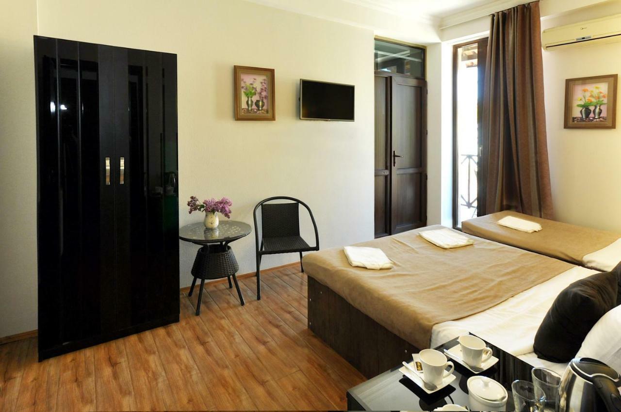 Hotel Marsel Tbilisi Bagian luar foto