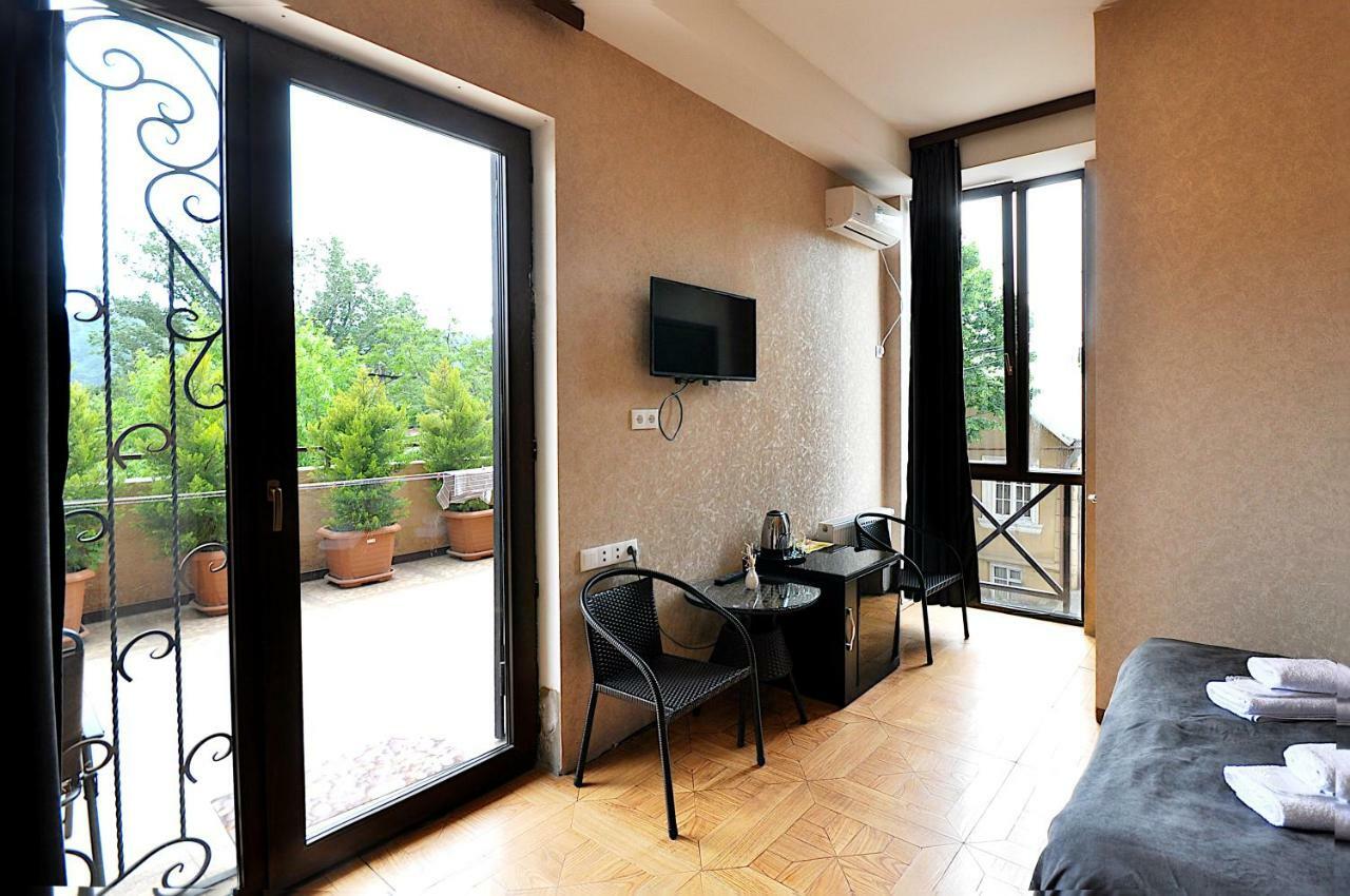 Hotel Marsel Tbilisi Bagian luar foto