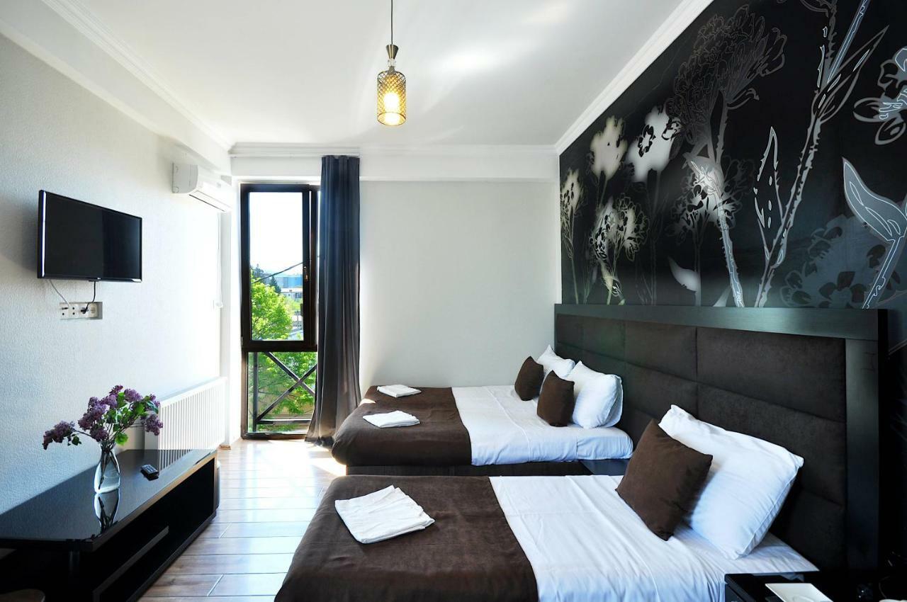 Hotel Marsel Tbilisi Bagian luar foto